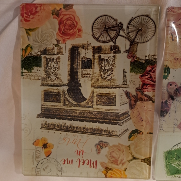 Paris dishes/ plates (Set of 2) - Picture 3 of 6